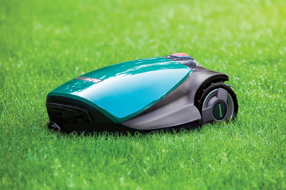 Lawn mowing robots