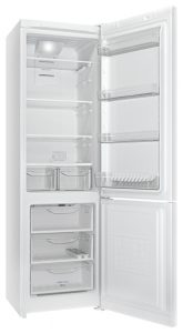 Budget refrigerator Indesit DF 5200 W