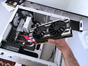 video card connection